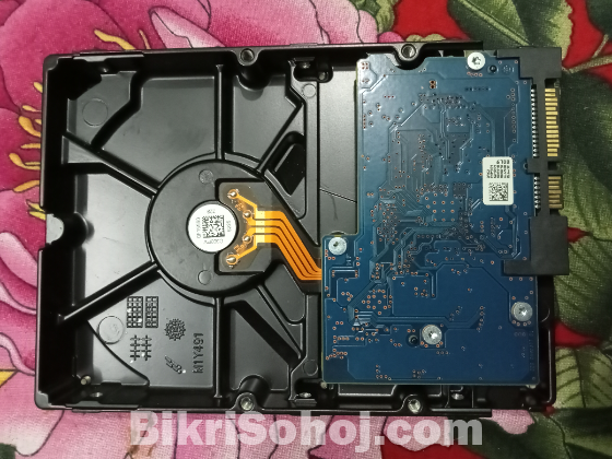 Toshiba DT01ACA100 1TB HDD